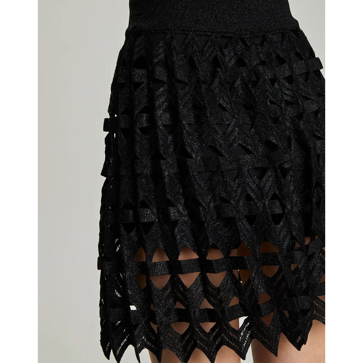 Short Saia Zig Plissado Ficus Preto