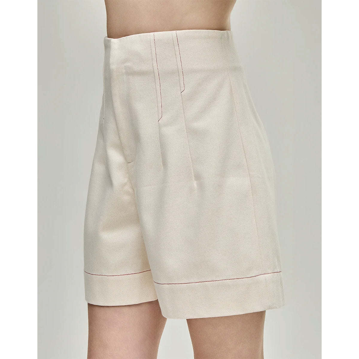 Bermuda Pesponto Off-White
