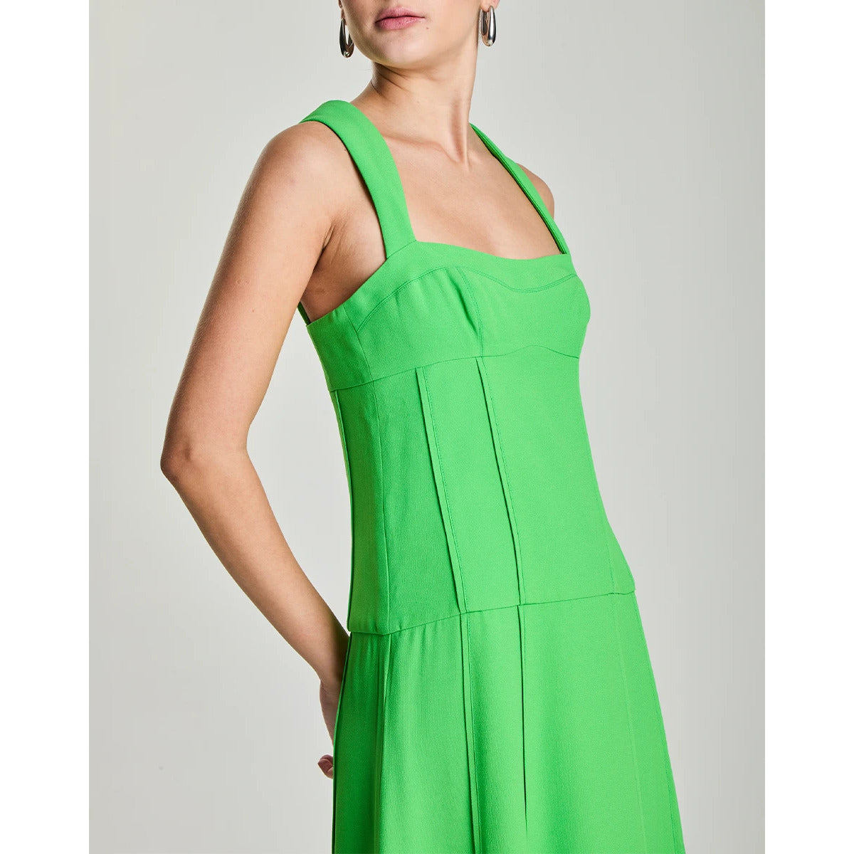 Vestido Midi Evase Alcinha Laranjeira