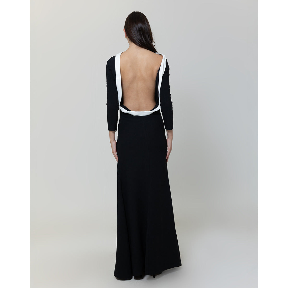 Vestido Longo Preto Manga Longa